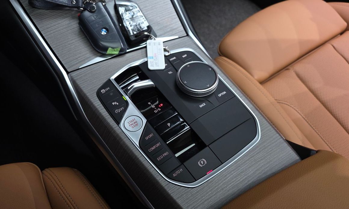 BMW 3-Series 2025