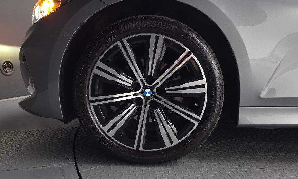 BMW 3-Series 2025