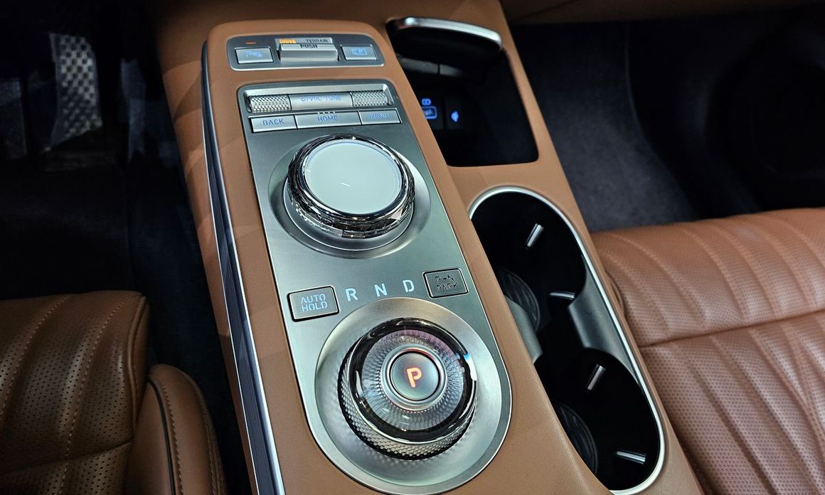 Genesis GV70 2023