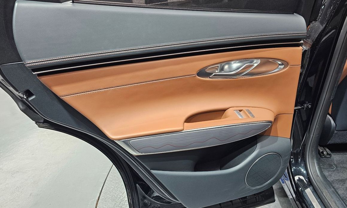 Genesis GV70 2023