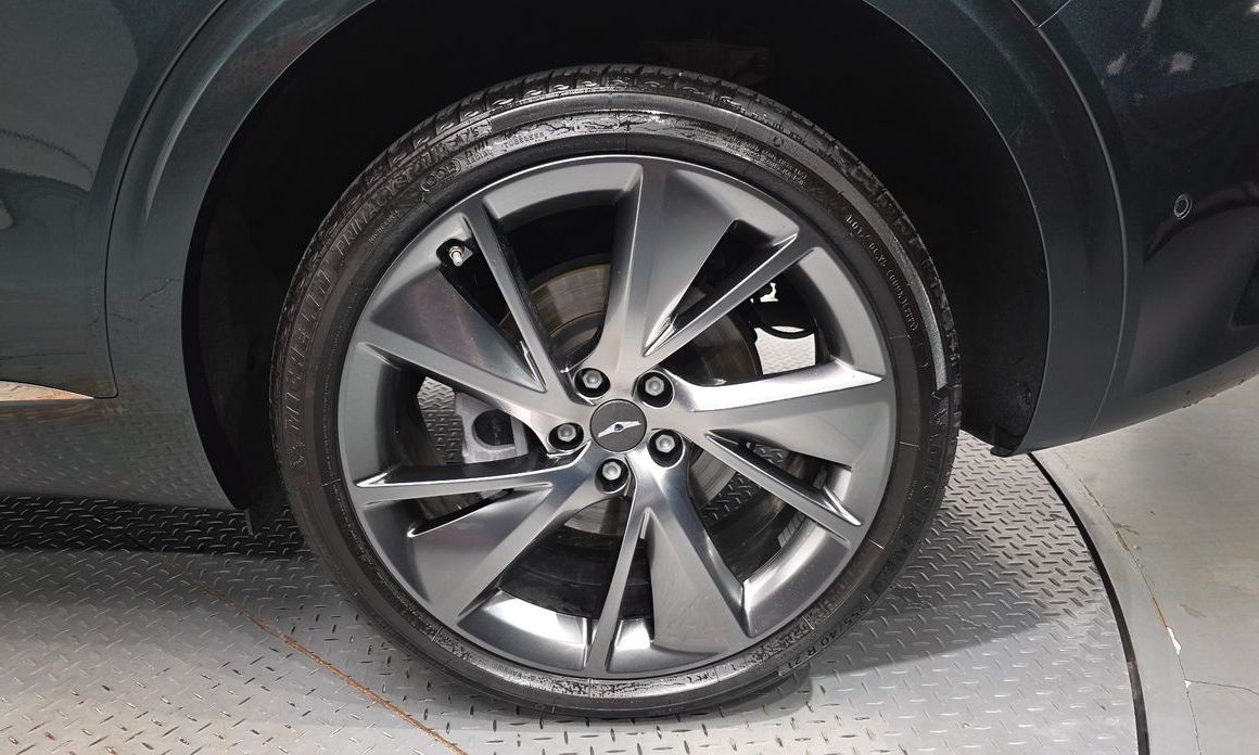 Genesis GV70 2022