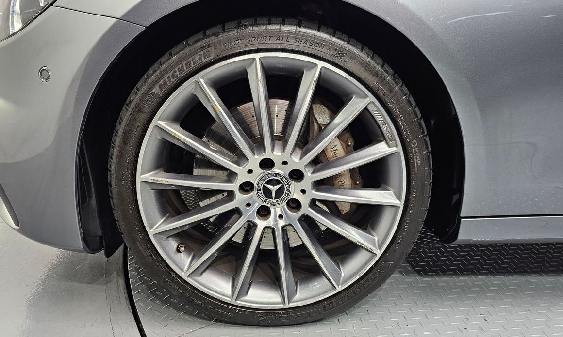 Mercedes-Benz E-Class 2022