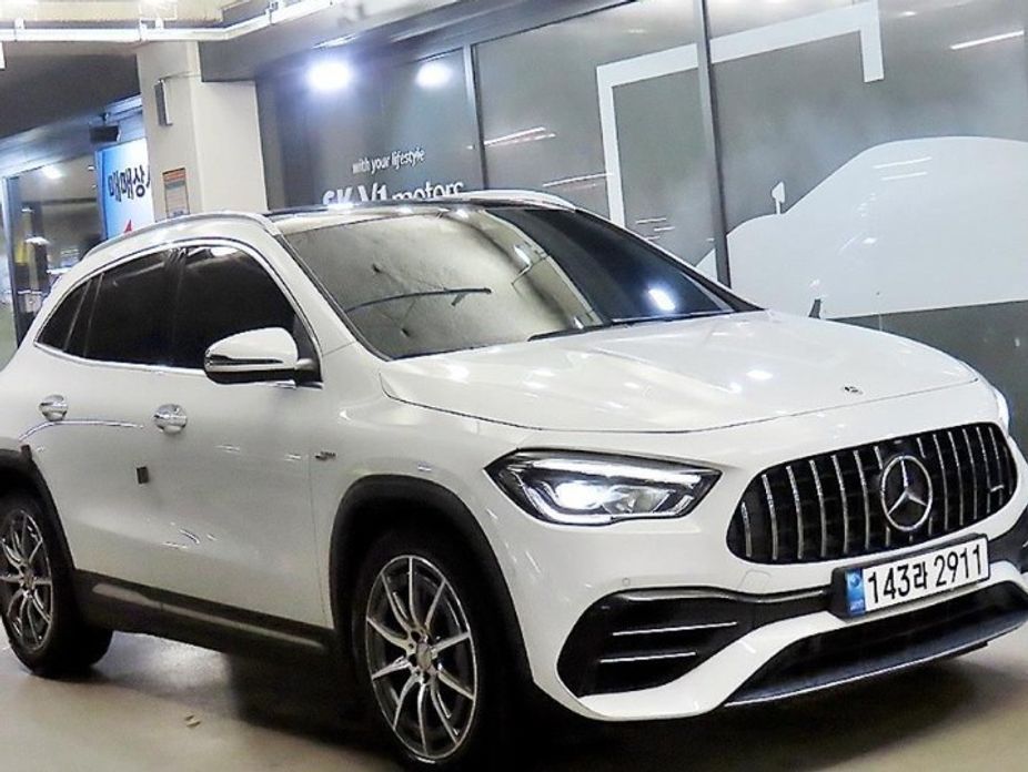 Mercedes-Benz GLA-Class 2021