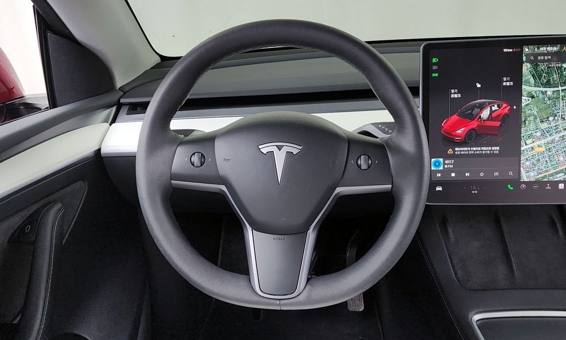 Tesla Model Y 2023