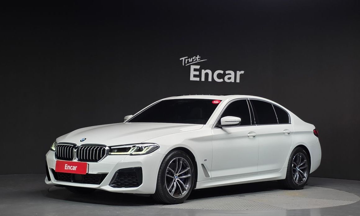 BMW 5-Series 2023