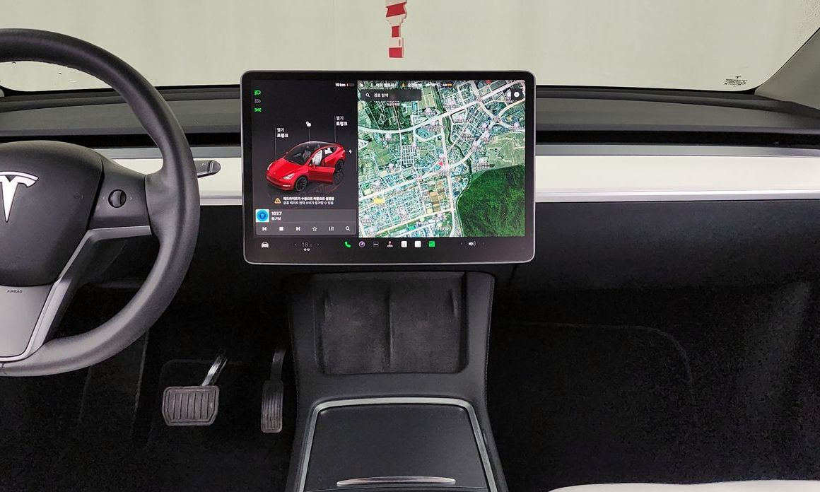 Tesla Model Y 2023