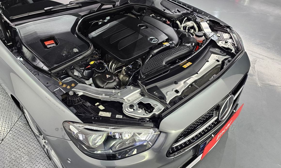 Mercedes-Benz E-Class 2022