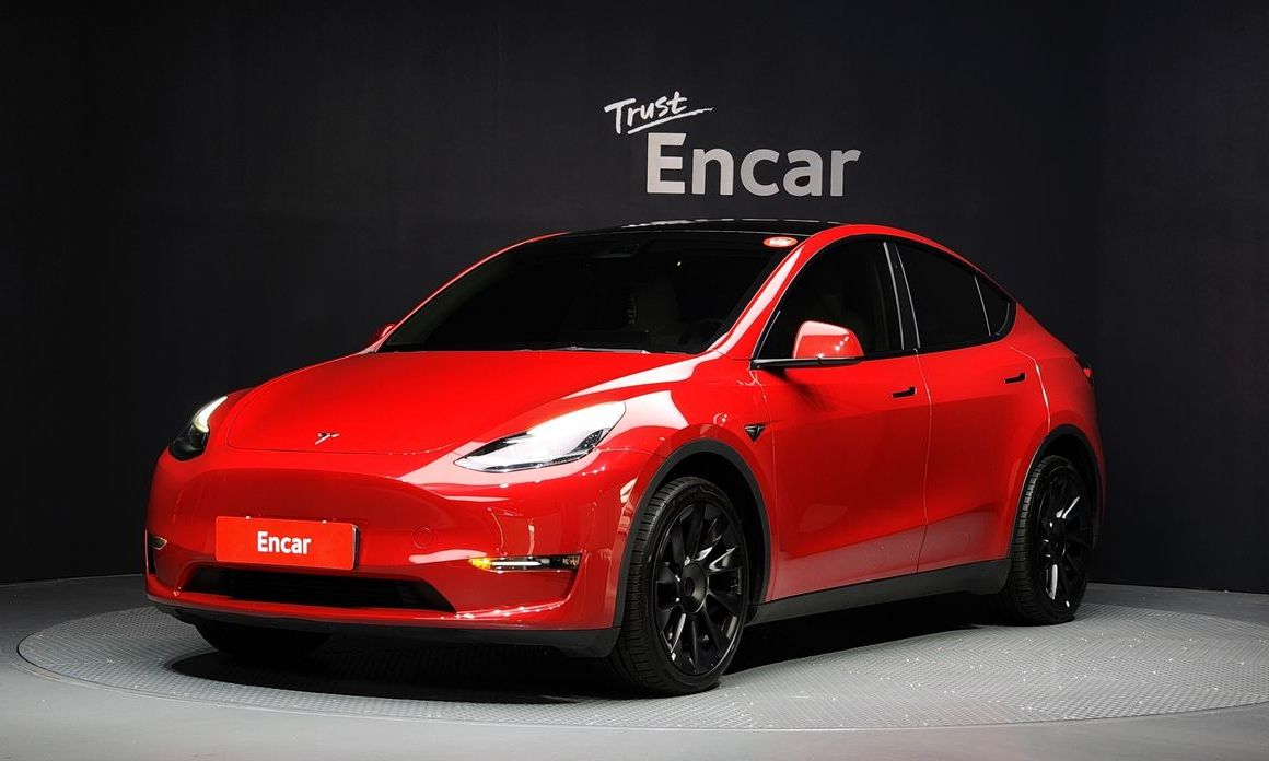 Tesla Model Y 2023