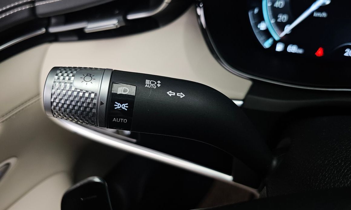Genesis GV70 2023