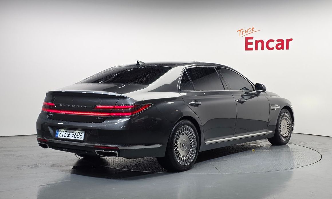 Genesis G90 2021