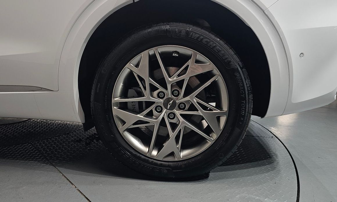 Genesis GV70 2023