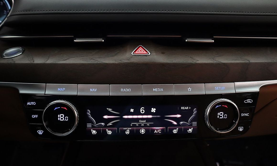 Genesis G80 2023