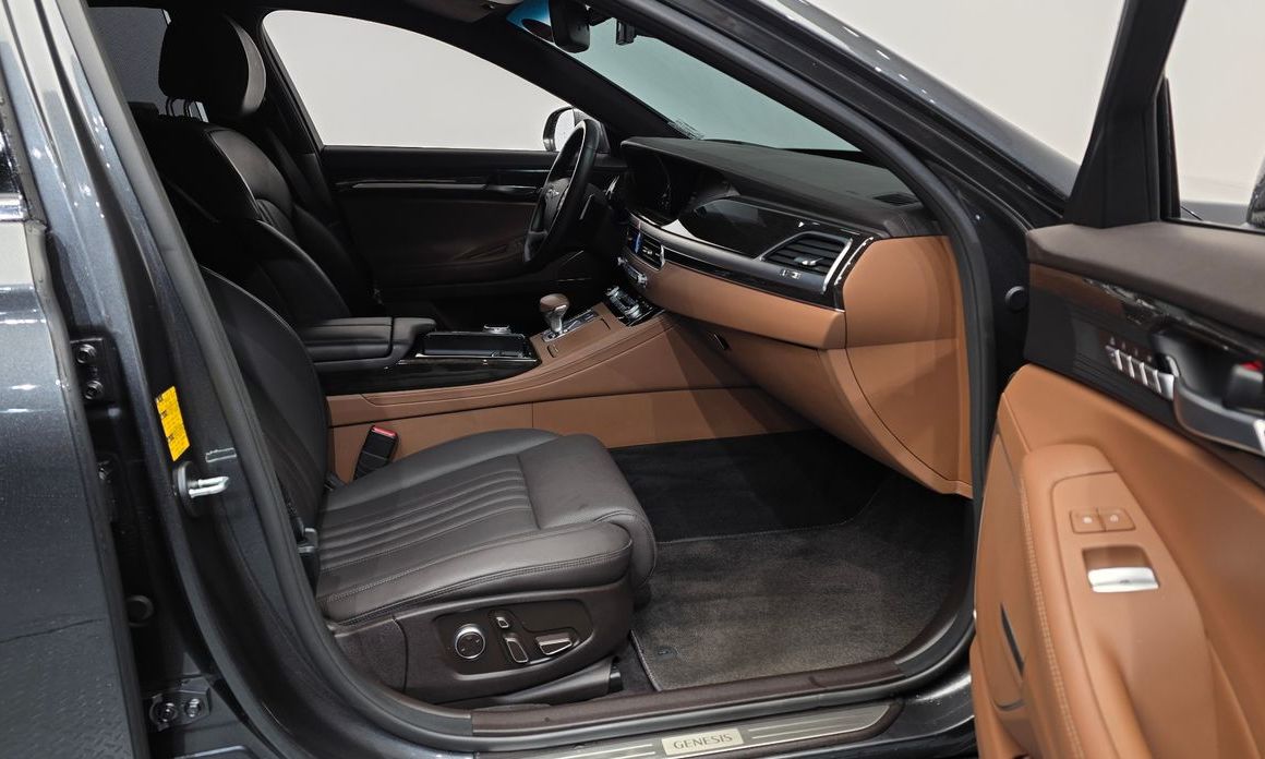Genesis G90 2021