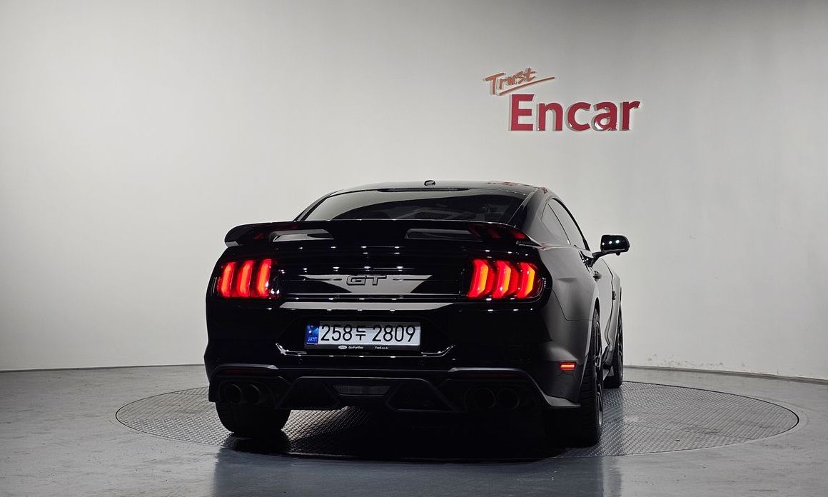 Ford Mustang 2020