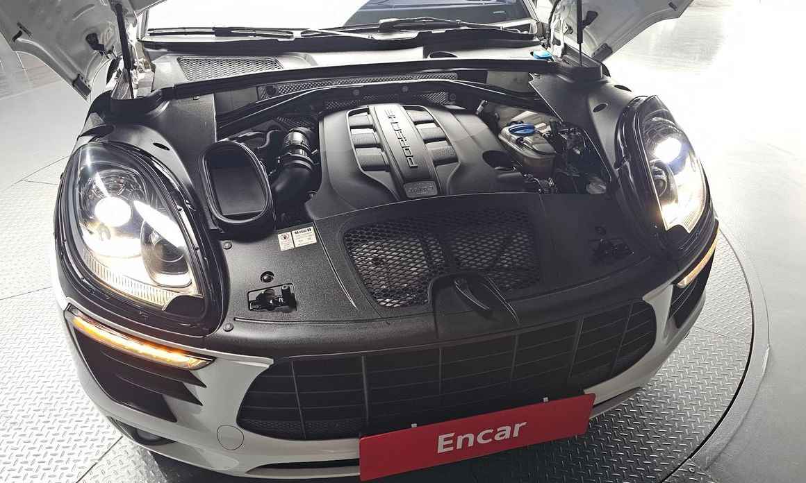 Porsche Macan 2017