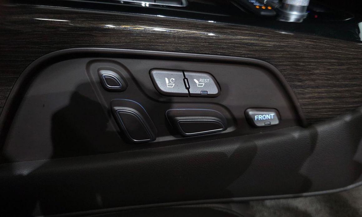 Genesis G90 2021