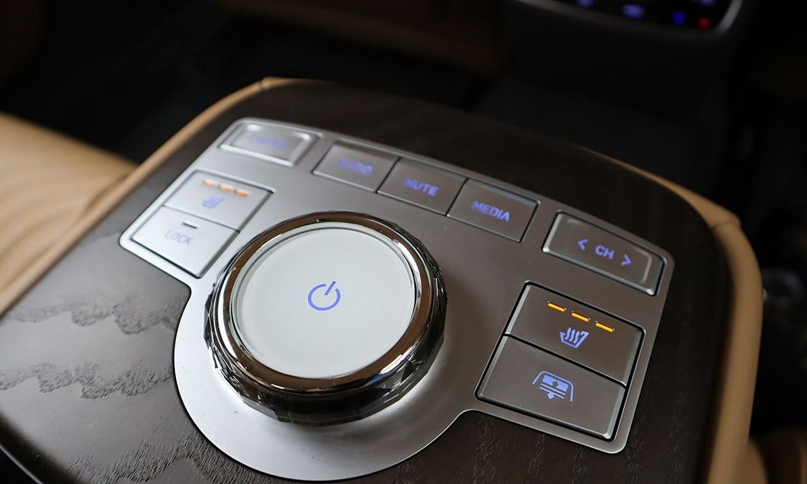 Genesis G80 2023