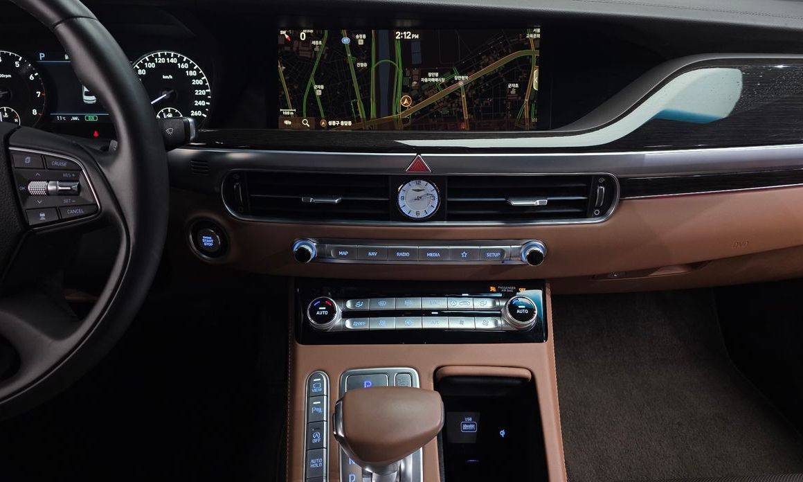 Genesis G90 2021
