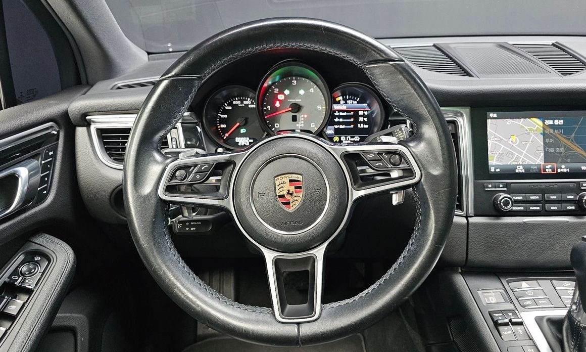 Porsche Macan 2017