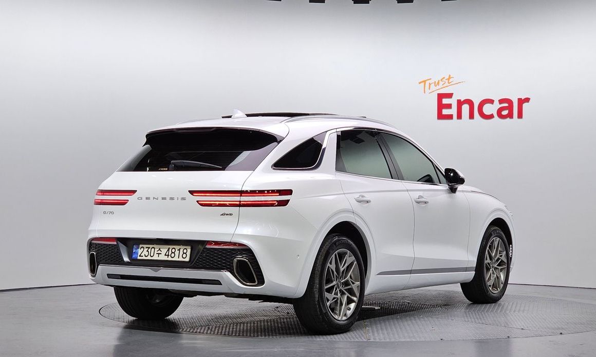 Genesis GV70 2024