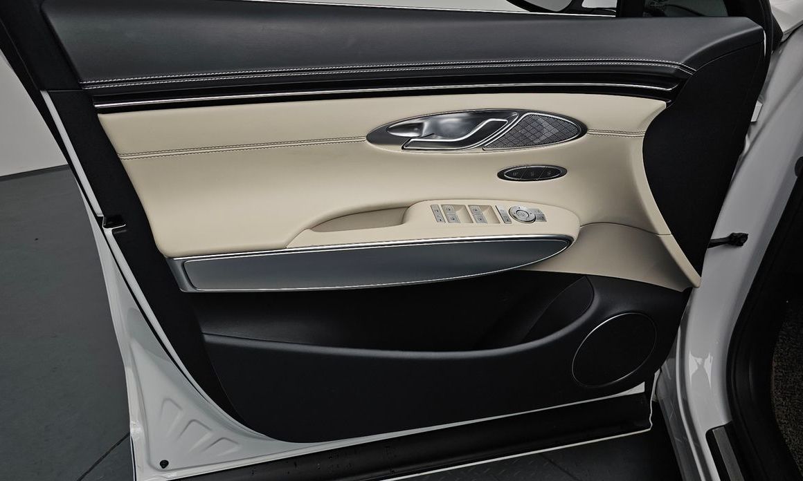 Genesis GV70 2023