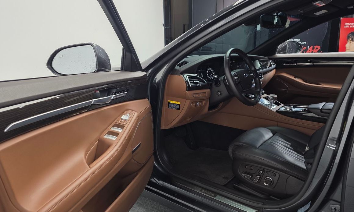 Genesis G90 2021