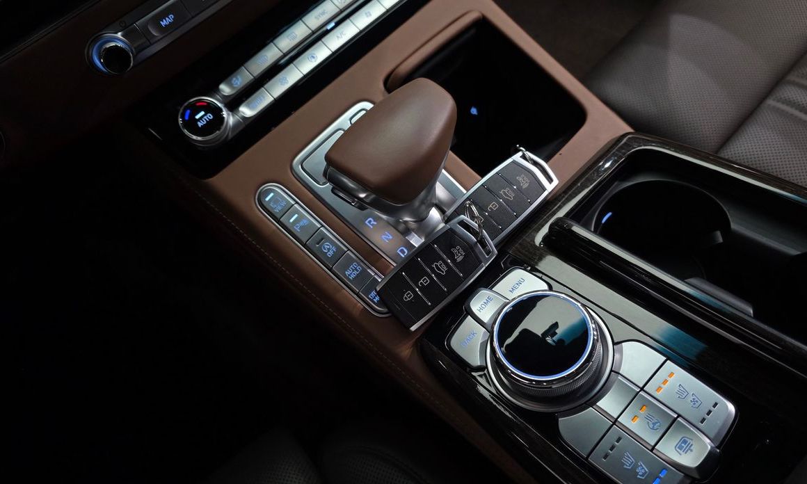 Genesis G90 2021