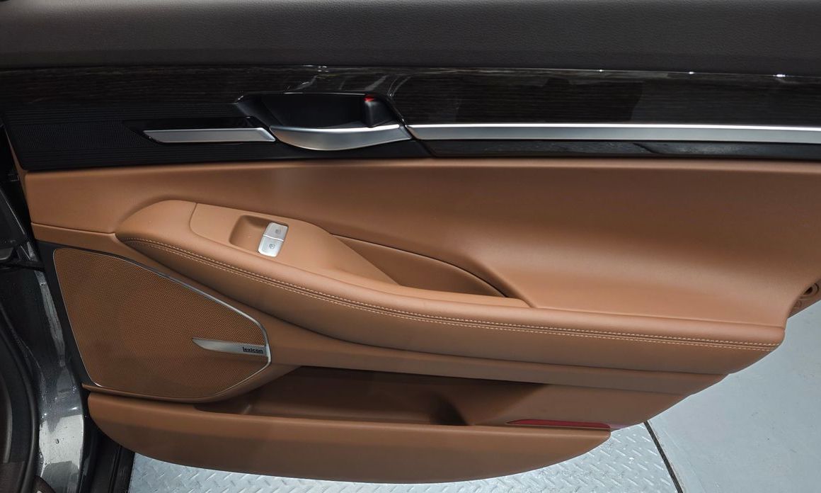 Genesis G90 2021