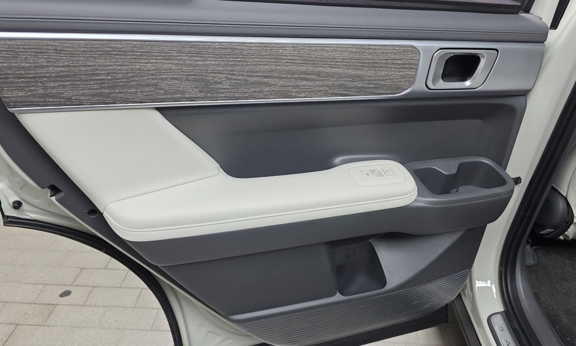 Hyundai Santafe 2025