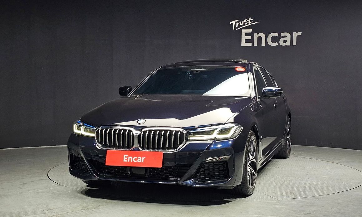 BMW 5-Series 2023
