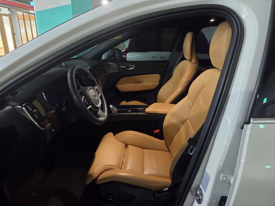 Volvo XC60 2023