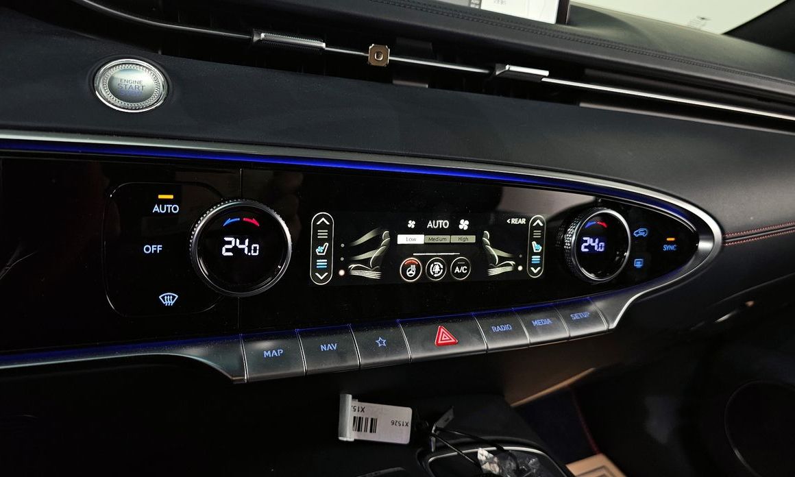 Genesis GV70 2023