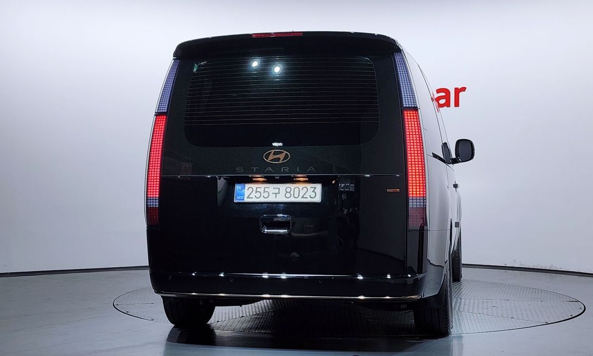 Hyundai Staria 2025