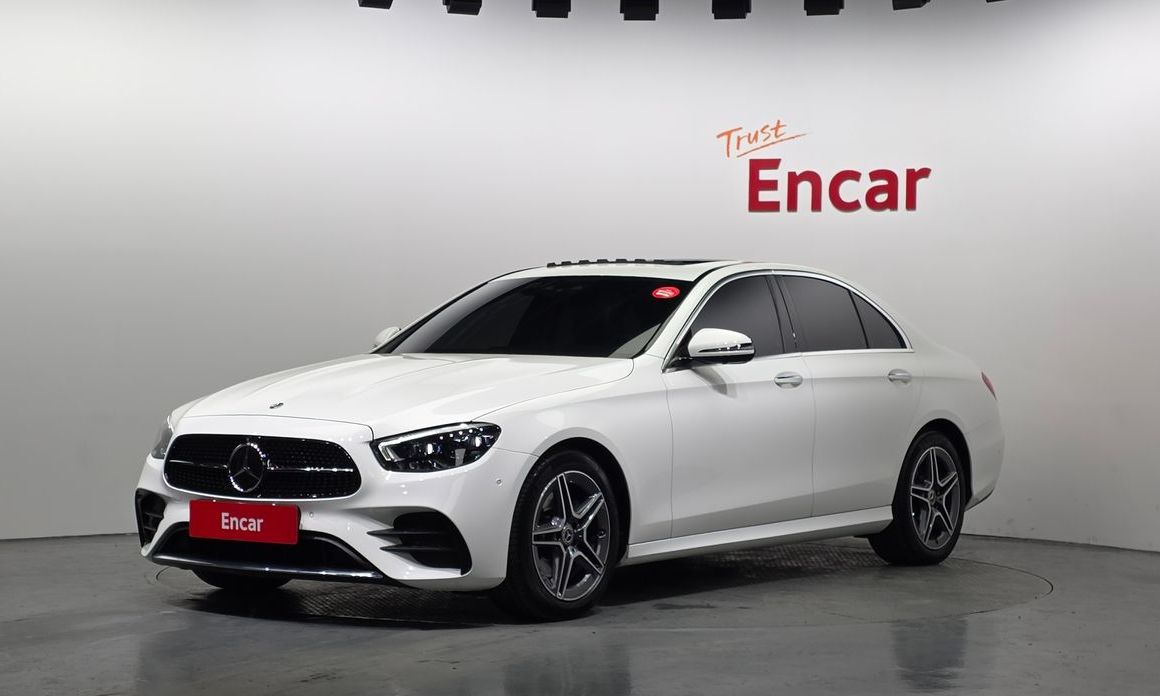 Mercedes-Benz E-Class 2023