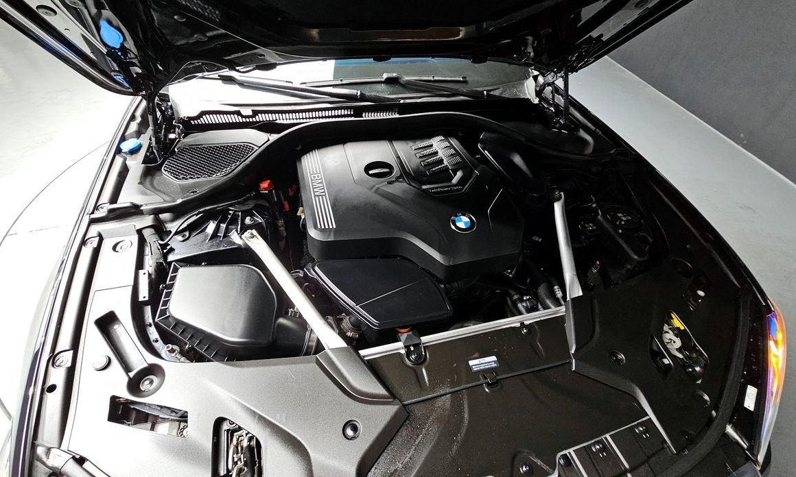 BMW 5-Series 2023