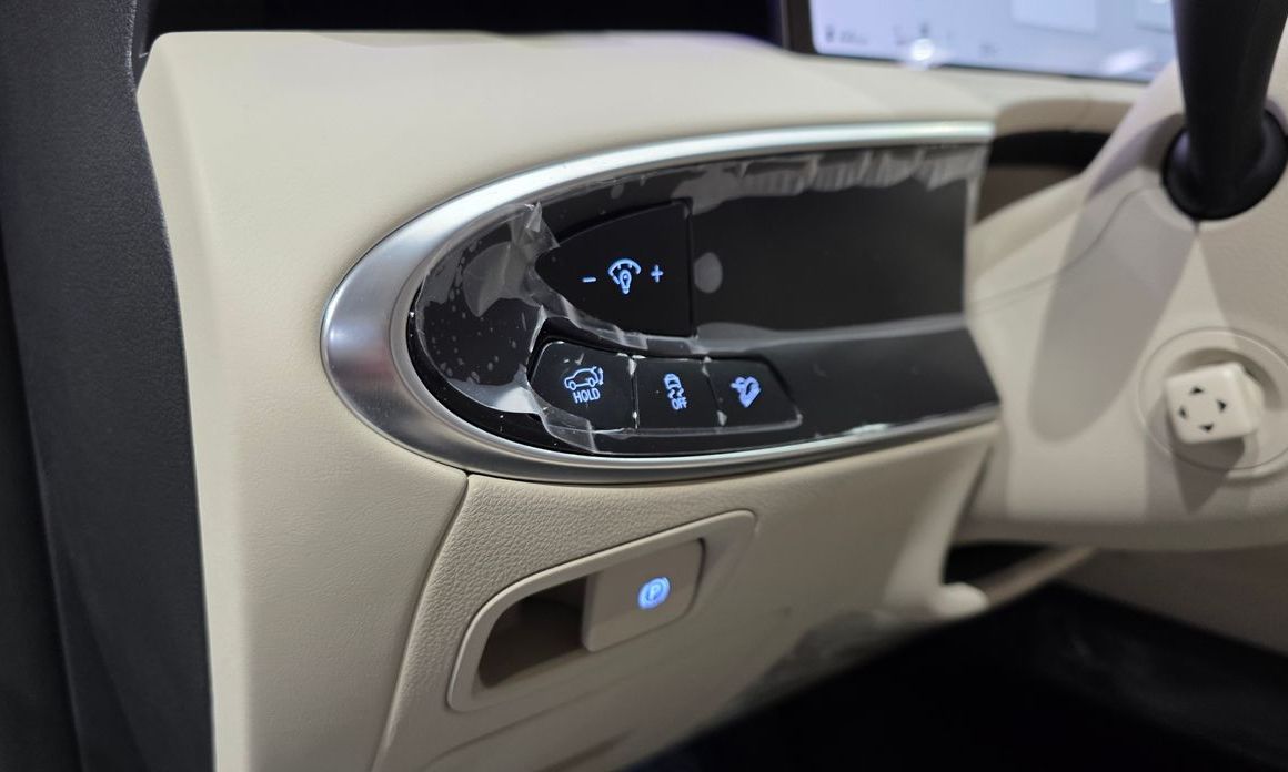 Genesis GV70 2025