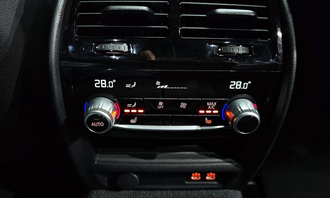 BMW 5-Series 2023