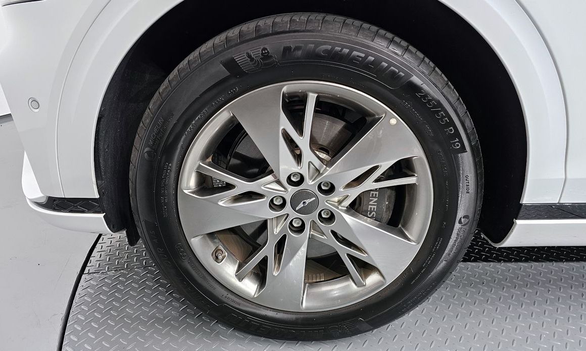 Genesis GV70 2023
