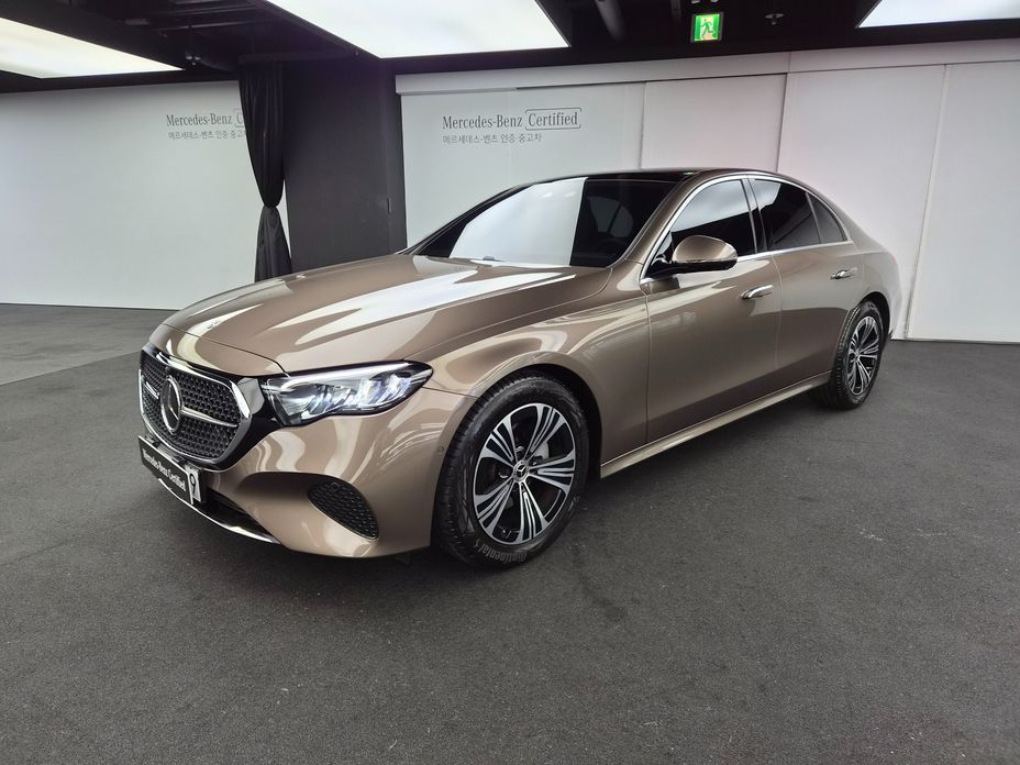 Mercedes-Benz E-Class 2025