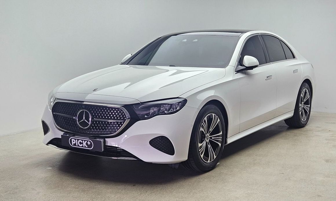 Mercedes-Benz E-Class 2025