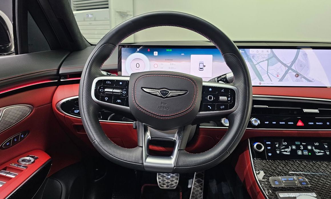 Genesis GV70 2025