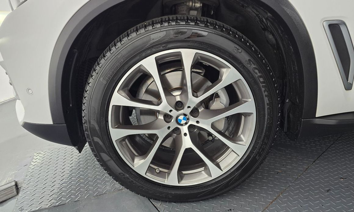BMW X5 2019
