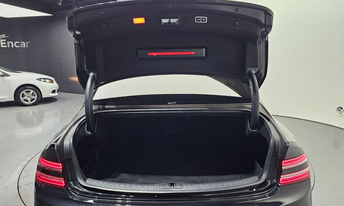 Genesis G80 2025