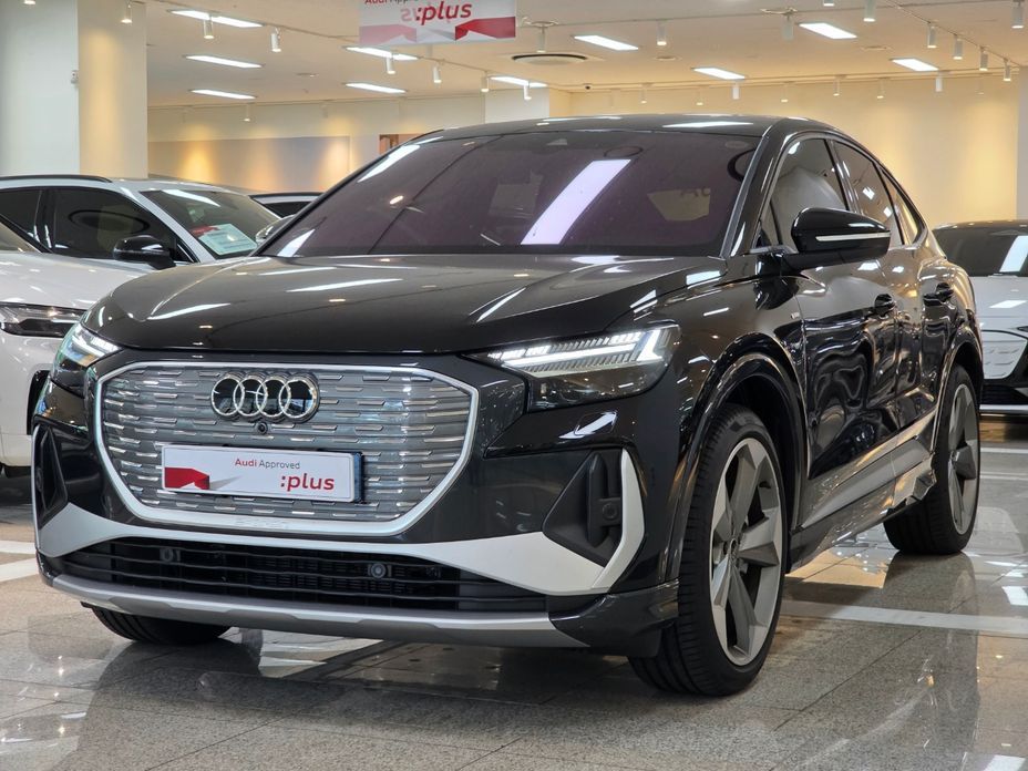 Audi Q4 e-tron 2026