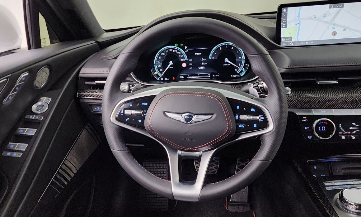 Genesis G80 2023