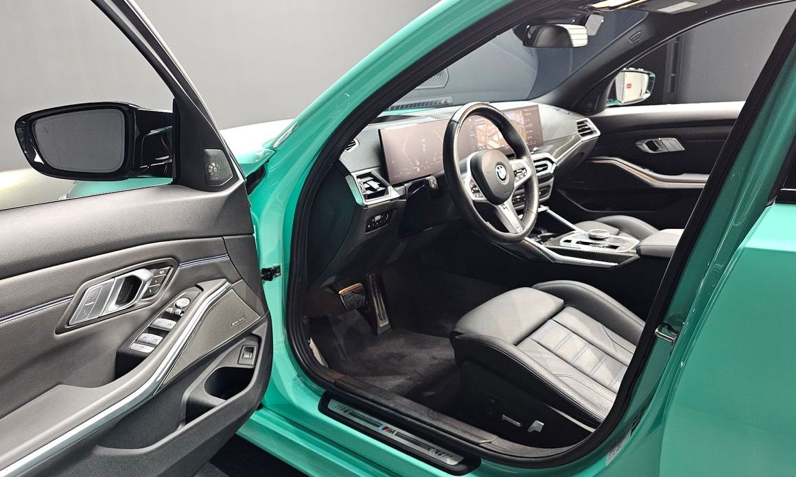 BMW 3-Series 2024
