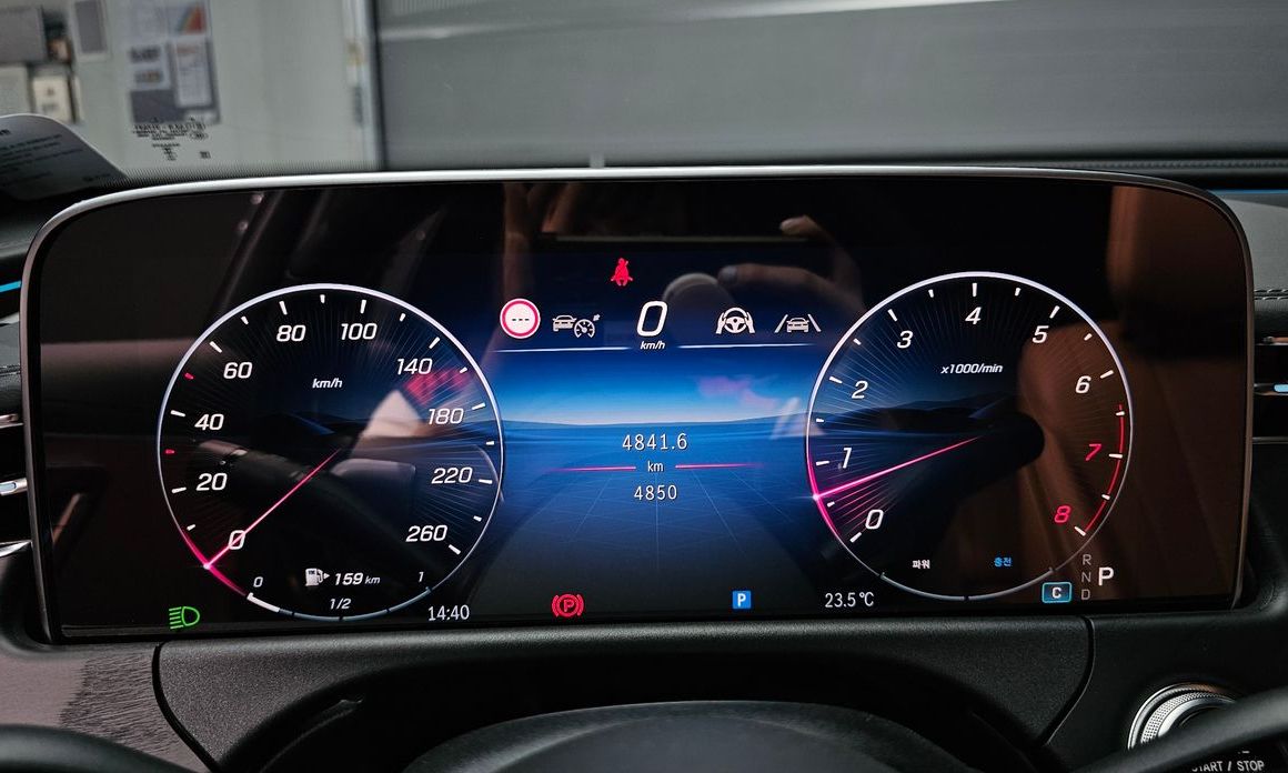 Mercedes-Benz E-Class 2026