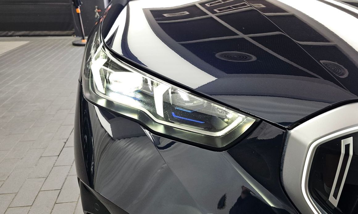 BMW 5-Series 2024
