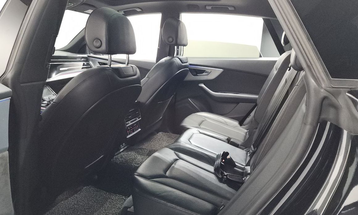Audi Q8 2021