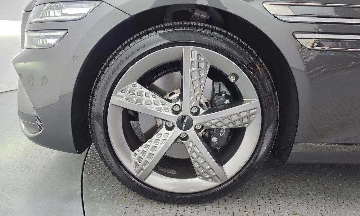 Genesis G80 2025